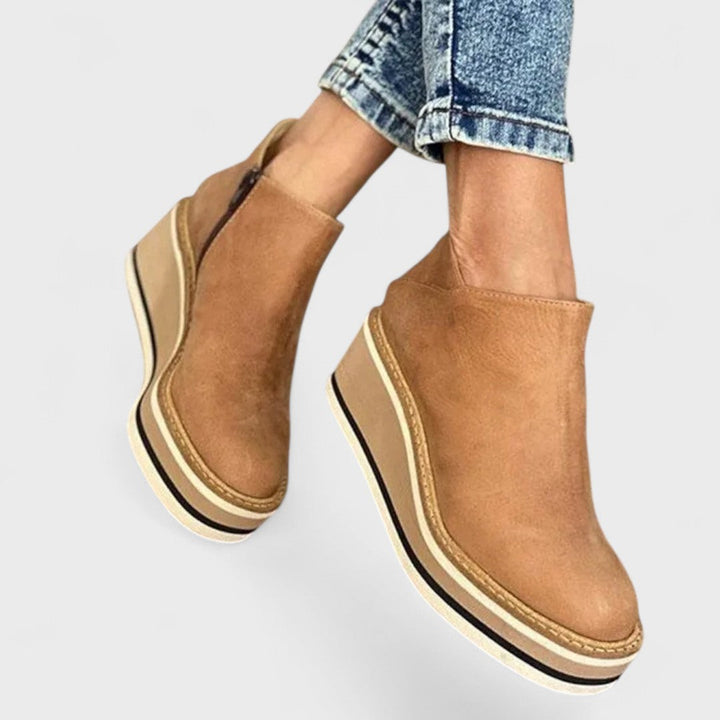 Solvina | Elegant Orthopedic Boots