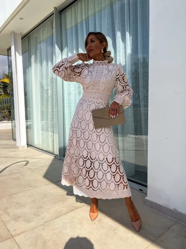 Luna | Elegant Lace Midi Dress