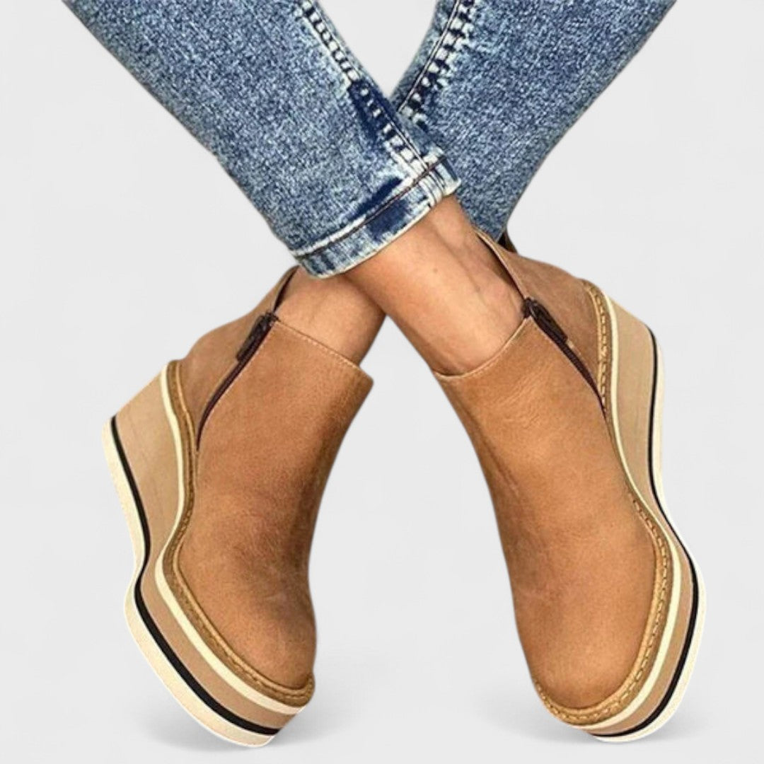 Solvina | Elegant Orthopedic Boots