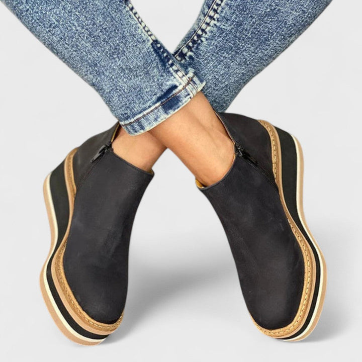 Solvina | Elegant Orthopedic Boots