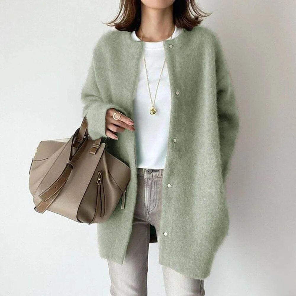 Vanna | Luxurious Buttoned Knit Cardigan